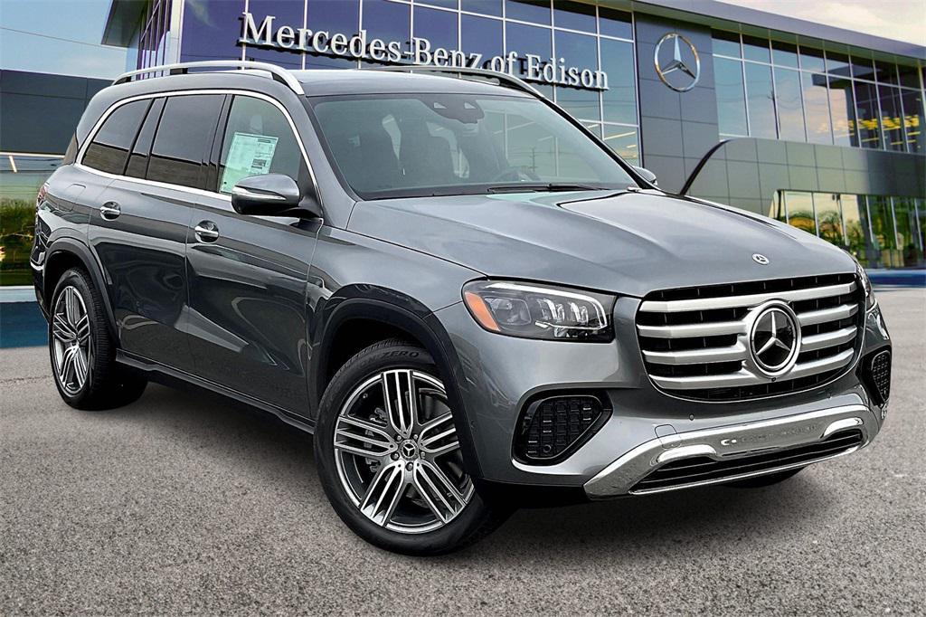 new 2026 Mercedes-Benz GLS 450 car, priced at $103,985