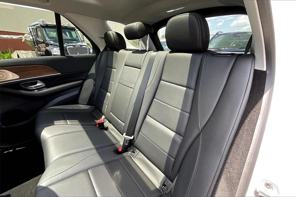 used 2025 Mercedes-Benz GLE 350 car, priced at $64,546