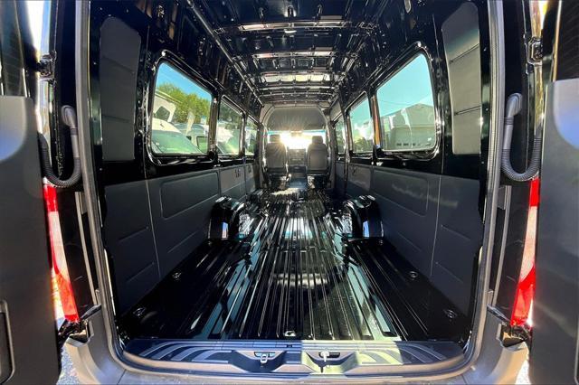 new 2024 Mercedes-Benz Sprinter 3500 car, priced at $78,122