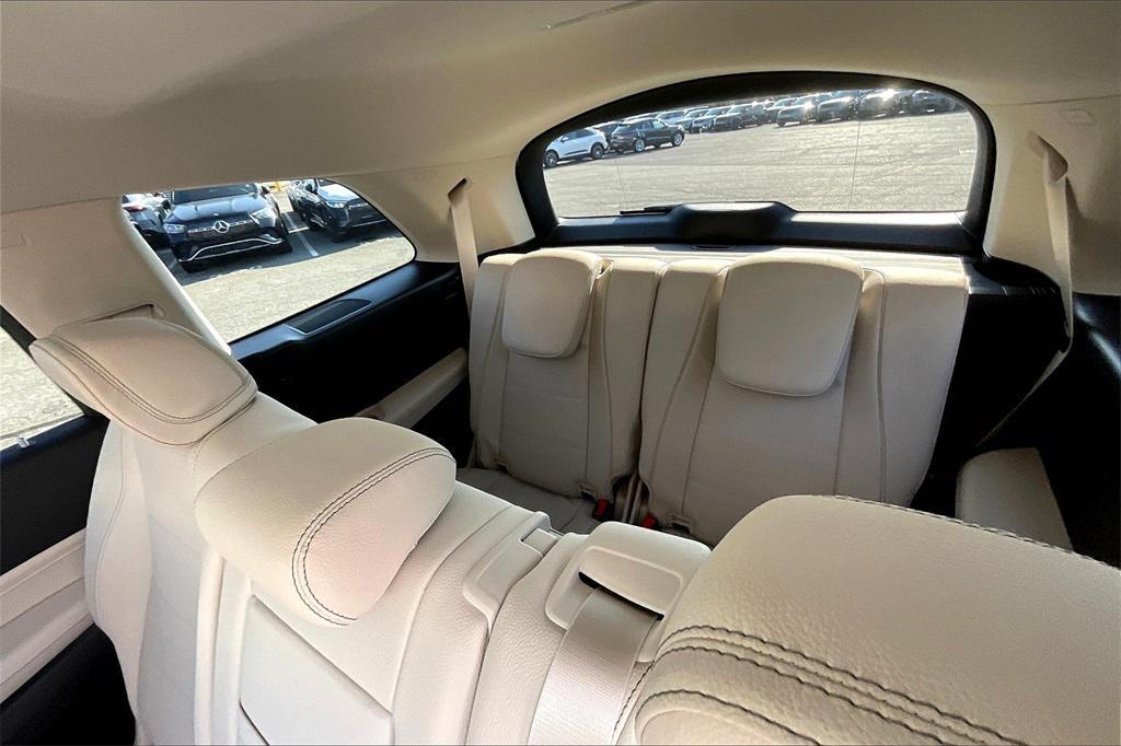 new 2026 Mercedes-Benz GLS 450 car, priced at $98,265