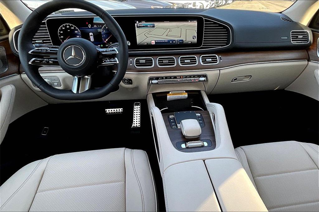 new 2026 Mercedes-Benz GLS 450 car, priced at $98,265