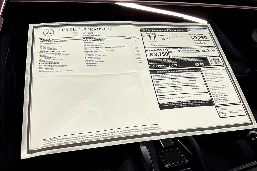 new 2025 Mercedes-Benz GLE 580 car, priced at $94,115