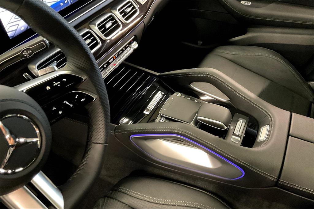 new 2025 Mercedes-Benz GLE 580 car, priced at $94,115