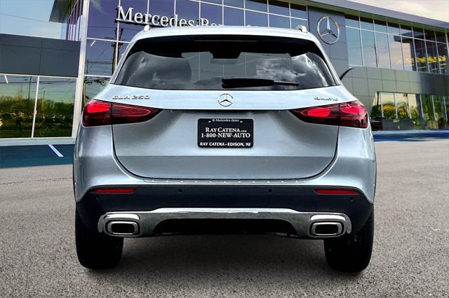 new 2025 Mercedes-Benz GLA 250 car, priced at $50,550