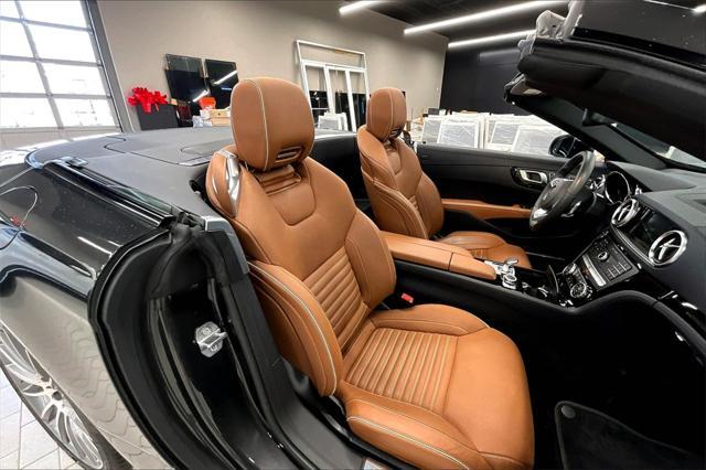 used 2019 Mercedes-Benz SL 550 car, priced at $79,995