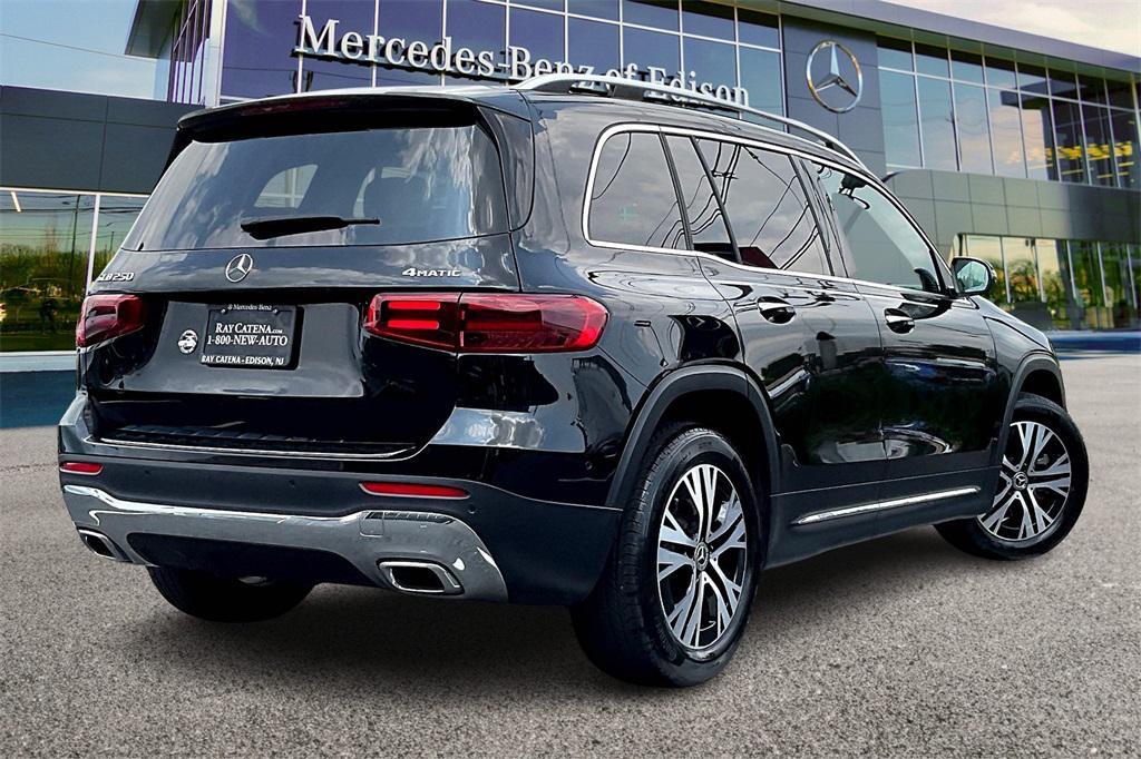 used 2024 Mercedes-Benz GLB 250 car, priced at $39,995