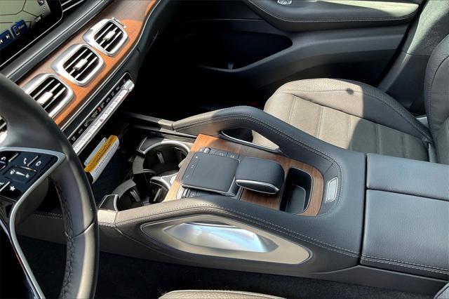 new 2025 Mercedes-Benz GLE 450 car, priced at $84,455