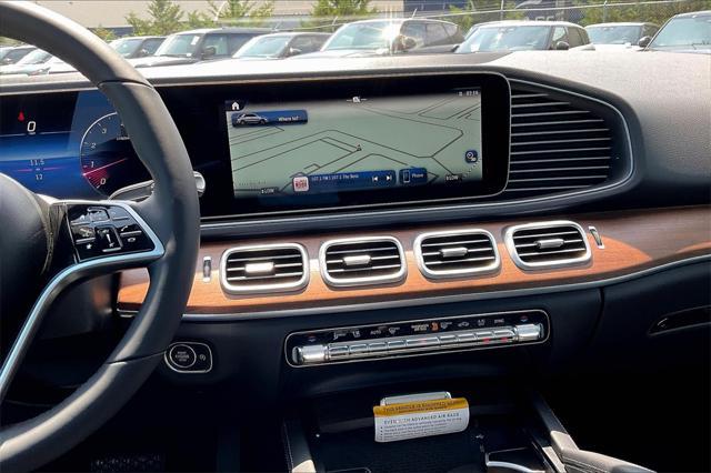 new 2025 Mercedes-Benz GLE 450 car, priced at $84,455