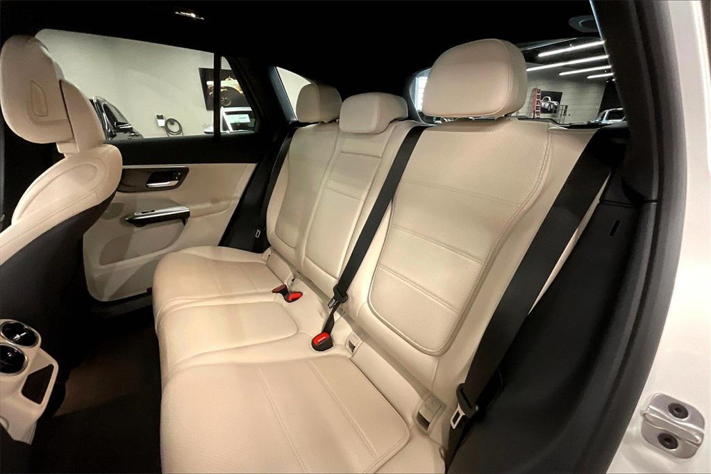 new 2025 Mercedes-Benz GLC 350e car, priced at $63,650