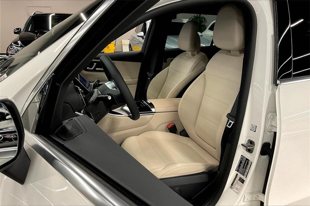 new 2025 Mercedes-Benz GLC 350e car, priced at $63,650
