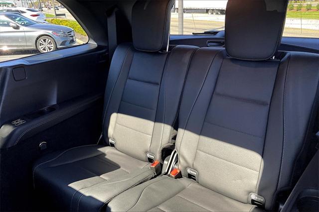 new 2025 Mercedes-Benz GLS 450 car, priced at $97,045