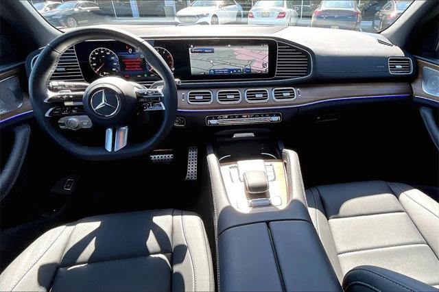 new 2025 Mercedes-Benz GLS 450 car, priced at $97,045