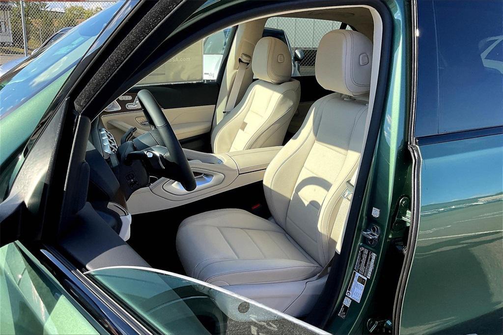new 2026 Mercedes-Benz GLE 450e car, priced at $89,300
