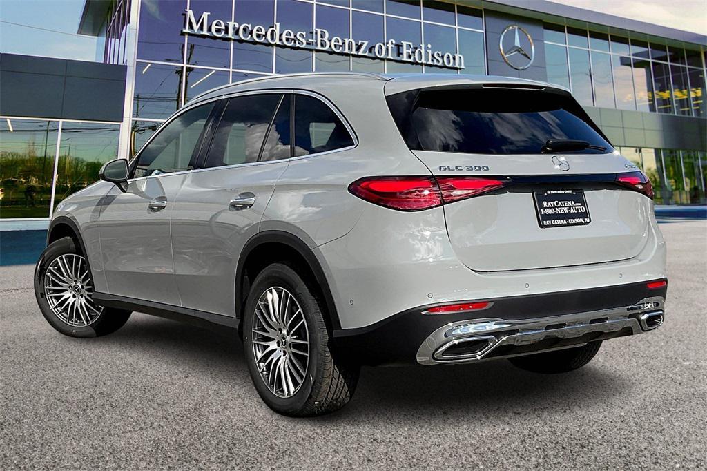 new 2026 Mercedes-Benz GLC 300 car, priced at $59,375