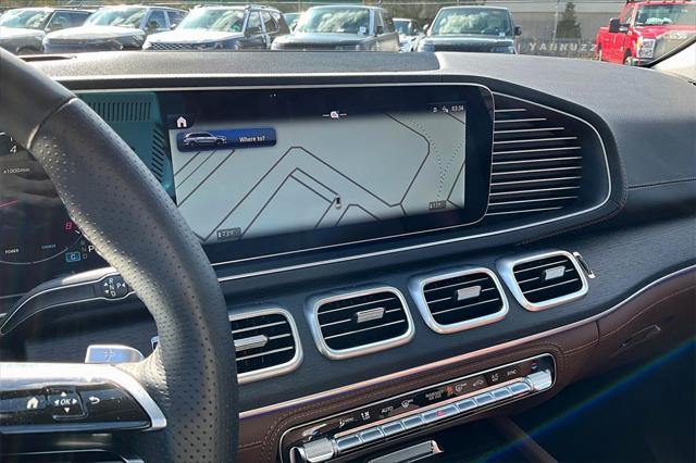 new 2025 Mercedes-Benz GLS 580 car, priced at $128,220