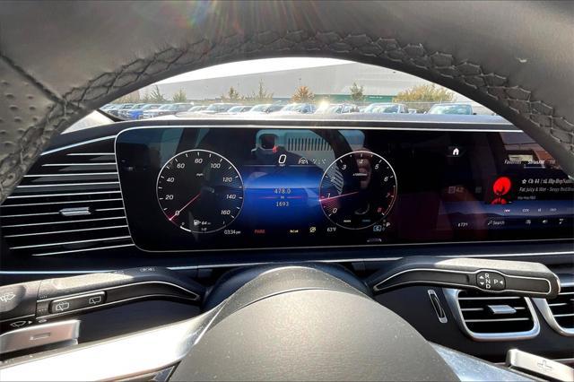 new 2025 Mercedes-Benz GLS 580 car, priced at $128,220