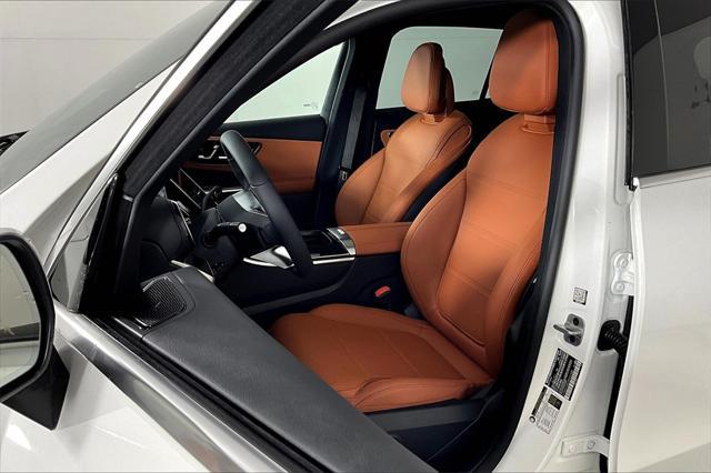 new 2025 Mercedes-Benz GLC 300 car, priced at $54,920