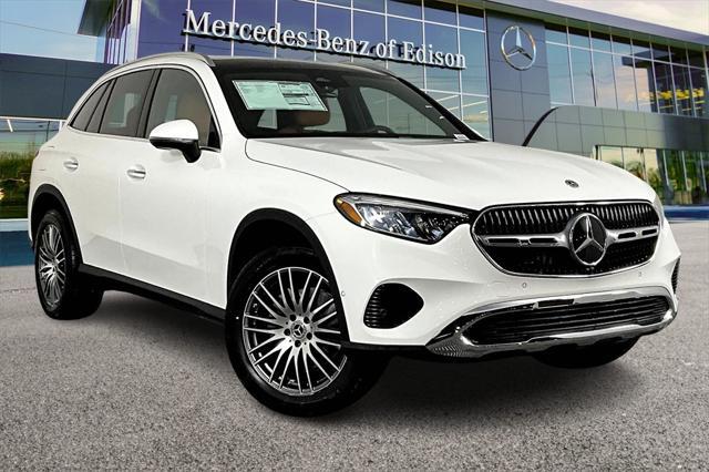 new 2025 Mercedes-Benz GLC 300 car, priced at $54,920