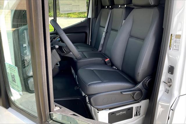 new 2025 Mercedes-Benz Sprinter 2500 car, priced at $68,783