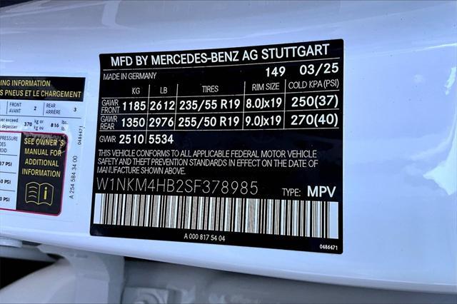 new 2025 Mercedes-Benz GLC 300 car, priced at $60,705