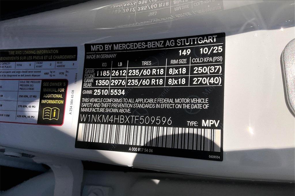 new 2026 Mercedes-Benz GLC 300 car, priced at $59,580