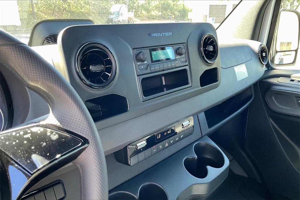 new 2025 Mercedes-Benz Sprinter 2500 car, priced at $57,108