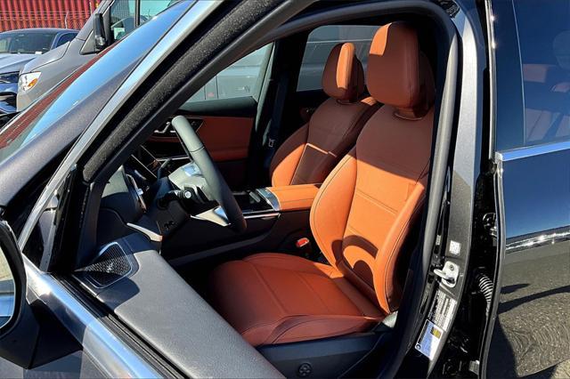 new 2025 Mercedes-Benz GLC 300 car, priced at $58,370