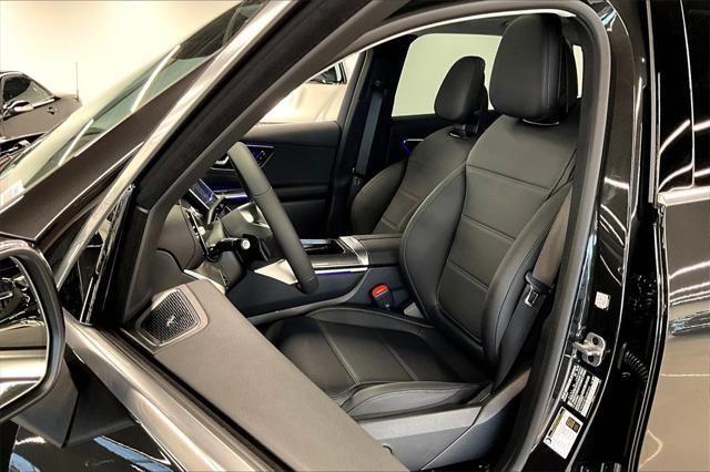 new 2025 Mercedes-Benz GLC 300 car, priced at $60,055