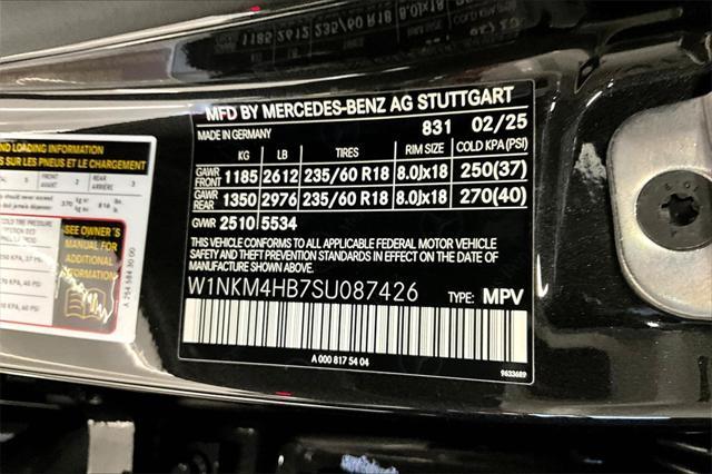 new 2025 Mercedes-Benz GLC 300 car, priced at $60,055