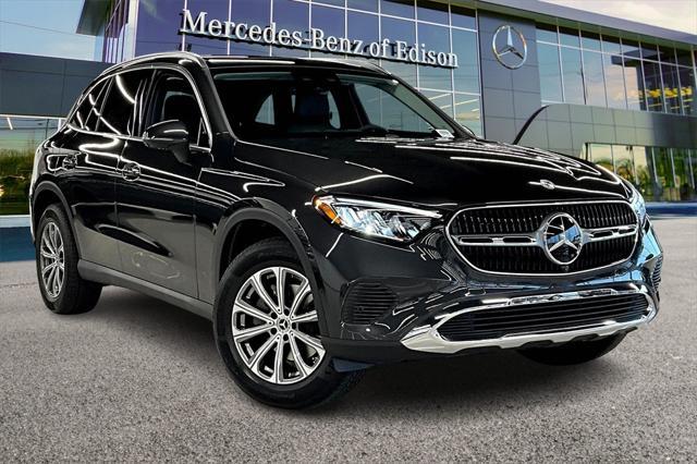 new 2025 Mercedes-Benz GLC 300 car, priced at $60,055