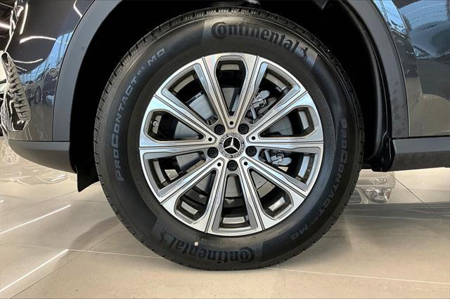new 2025 Mercedes-Benz GLC 300 car, priced at $60,055