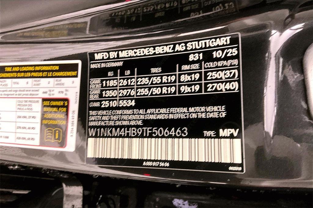 new 2026 Mercedes-Benz GLC 300 car, priced at $62,520