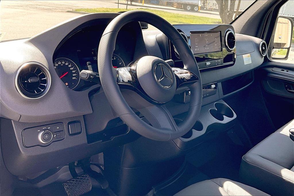 new 2025 Mercedes-Benz Sprinter 2500 car, priced at $69,506