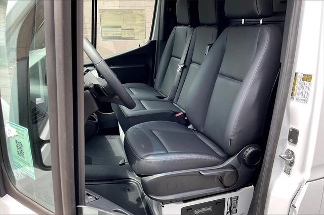 new 2025 Mercedes-Benz Sprinter 2500 car, priced at $68,783