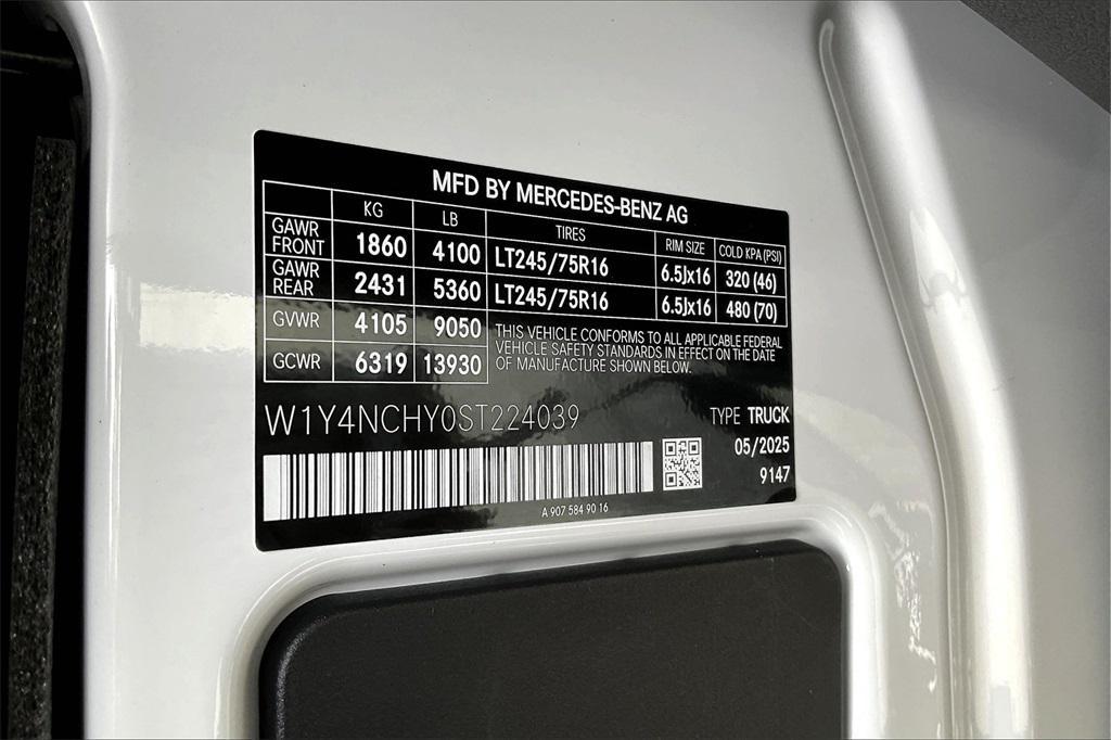 new 2025 Mercedes-Benz Sprinter 2500 car, priced at $68,783