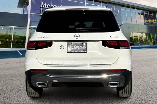 used 2022 Mercedes-Benz GLB 250 car, priced at $34,998