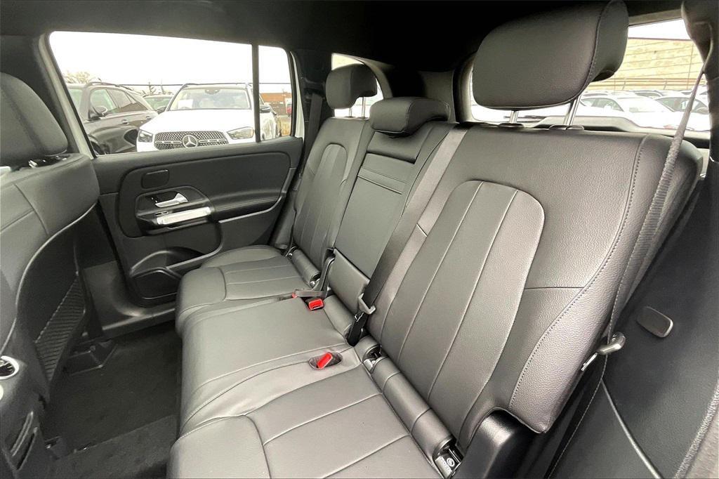 new 2026 Mercedes-Benz GLB 250 car, priced at $52,545