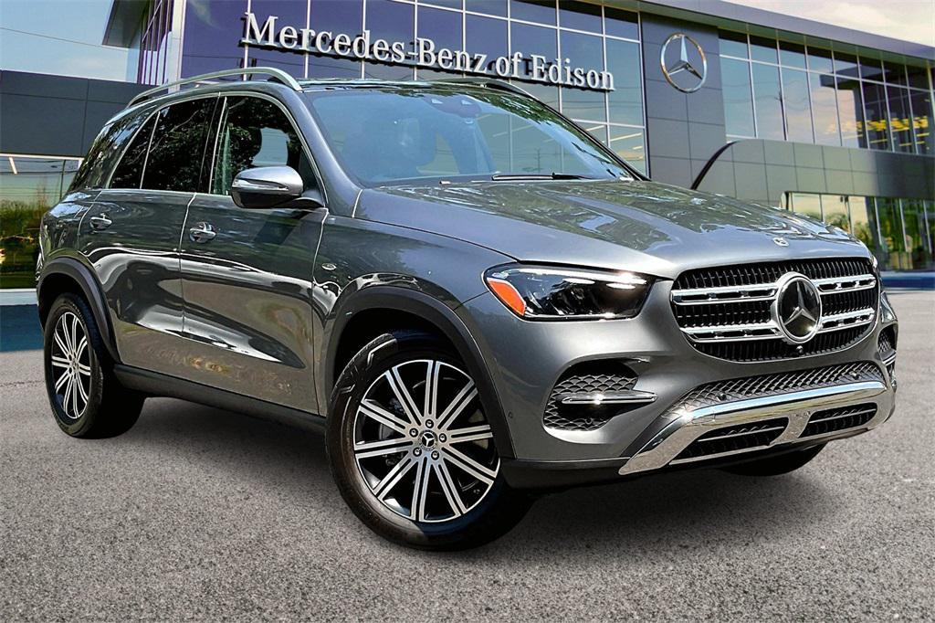 new 2025 Mercedes-Benz GLE 450e car, priced at $78,285