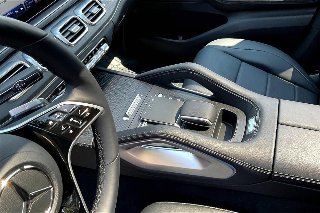 new 2025 Mercedes-Benz GLE 450e car, priced at $78,285