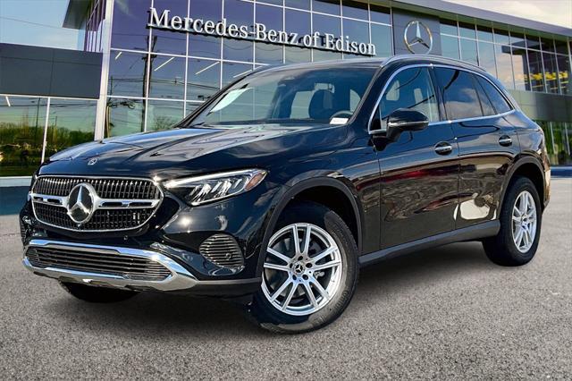 new 2025 Mercedes-Benz GLC 300 car, priced at $54,185