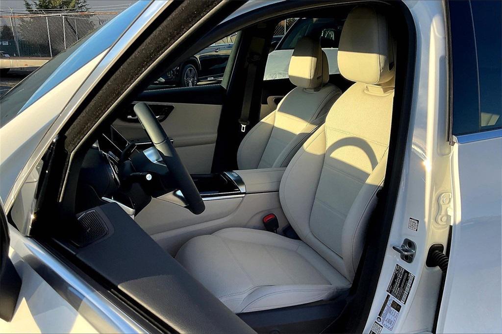 new 2026 Mercedes-Benz GLC 300 car, priced at $54,335