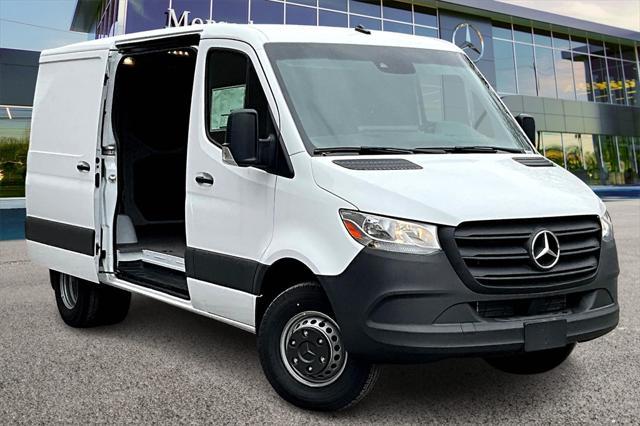 new 2024 Mercedes-Benz Sprinter 4500 car, priced at $68,981