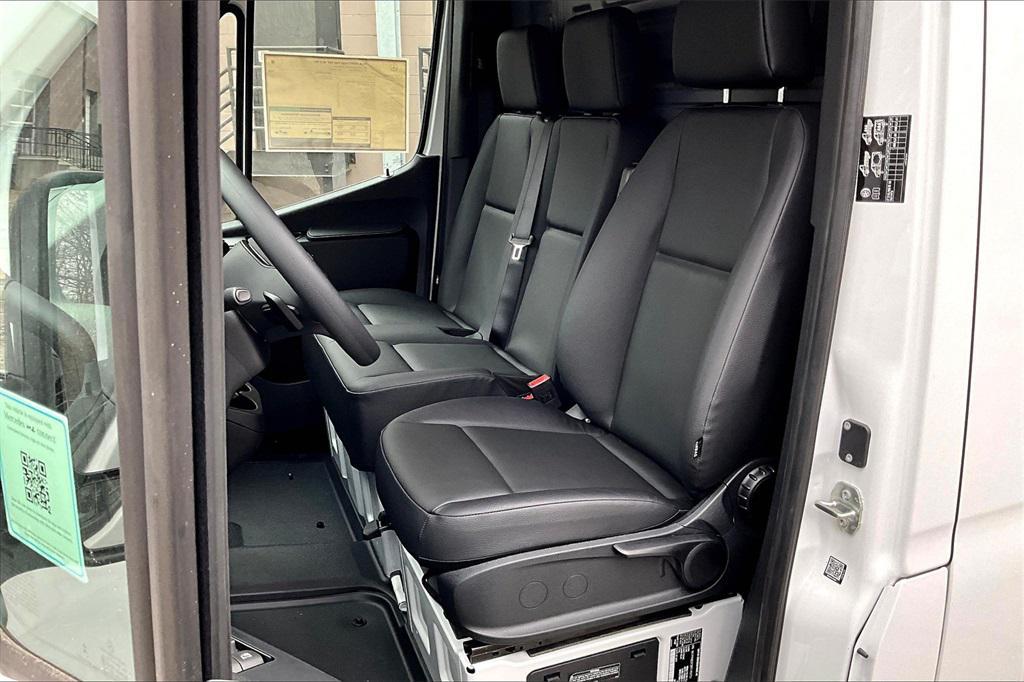 new 2024 Mercedes-Benz Sprinter 4500 car, priced at $68,981