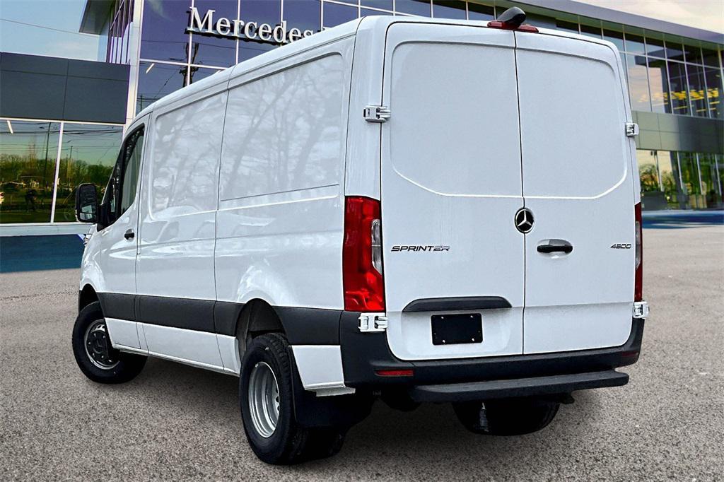 new 2024 Mercedes-Benz Sprinter 4500 car, priced at $68,981