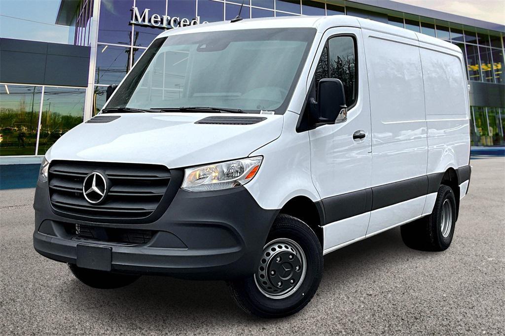 new 2024 Mercedes-Benz Sprinter 4500 car, priced at $68,981