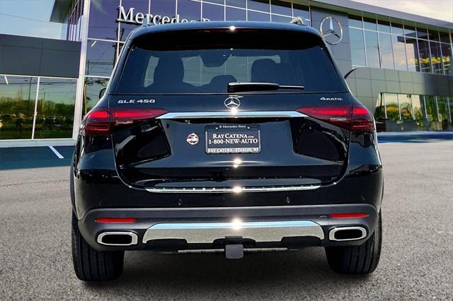 new 2025 Mercedes-Benz GLE 450 car, priced at $78,755