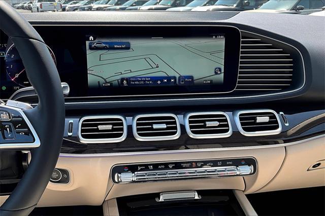 new 2025 Mercedes-Benz GLE 450 car, priced at $78,755