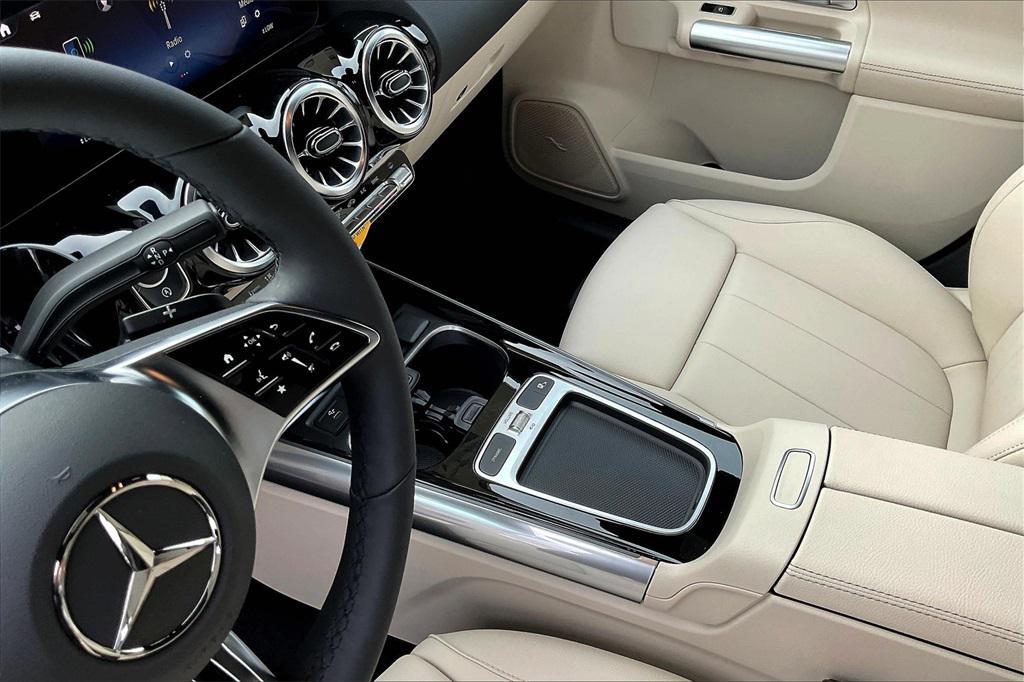 new 2026 Mercedes-Benz GLA 250 car, priced at $49,690