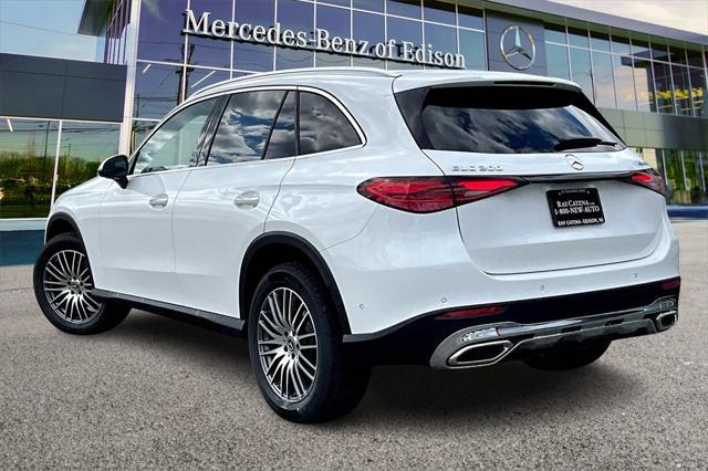 new 2025 Mercedes-Benz GLC 300 car, priced at $56,070