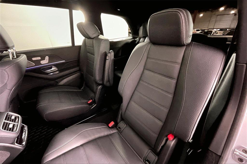 new 2025 Mercedes-Benz GLS 450 car, priced at $101,130